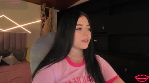 Snapshot of maiiitee_ chatting on February 2026 06:06:01 PM Mait online show from February 2026 06:06:01 PM