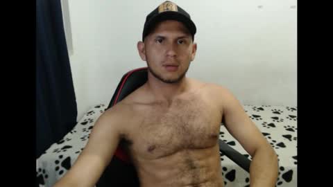 maicol online show from October 2025 04:46:02 AM