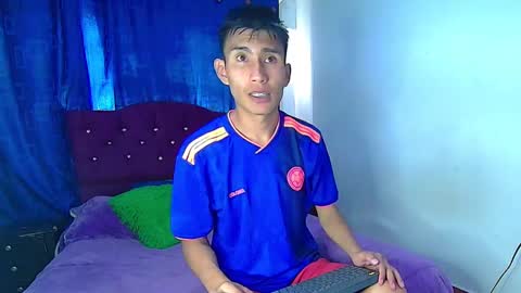 Snapshot of maikinol chatting on March 2025 07:34:01 PM maik Fabin online show from March 2025 07:34:01 PM