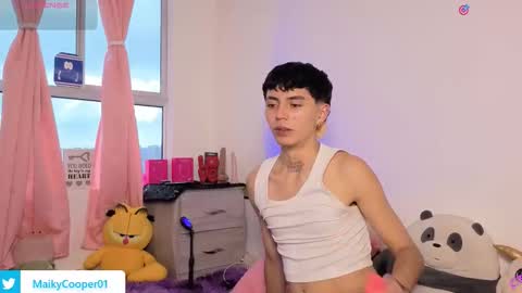 Snapshot of maiky_cooper01 chatting on March 2026 02:31:02 PM maiky_cooper01 online show from March 2026 02:31:02 PM