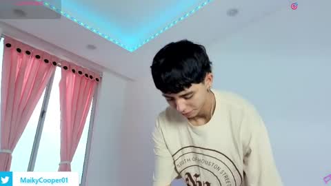 Snapshot of maiky_cooper01 chatting on March 2026 01:12:02 PM maiky_cooper01 online show from March 2026 01:12:02 PM