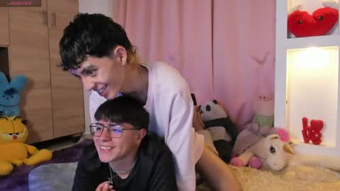 Snapshot of maiky_cooper01 chatting on April 2026 06:49:01 AM maiky_cooper01 online show from April 2026 06:49:01 AM