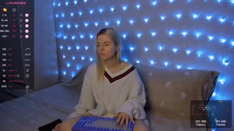 Your kitty online show from December 2024 03:30:02 PM