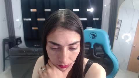 Maily online show from October 2025 02:53:02 AM