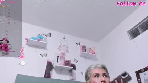 mailyn bakerrr  online show from February 2026 02:53:01 AM