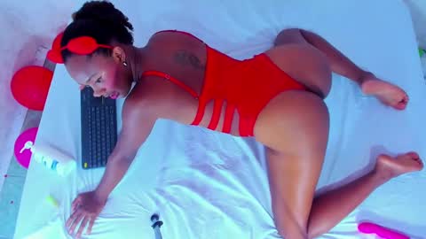 Mailyn online show from February 2025 09:10:01 PM