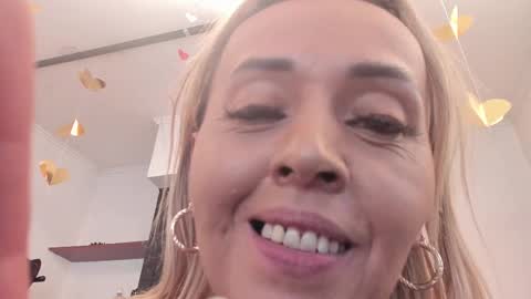 Carolina Barrantes Munera online show from February 2025 02:43:01 PM