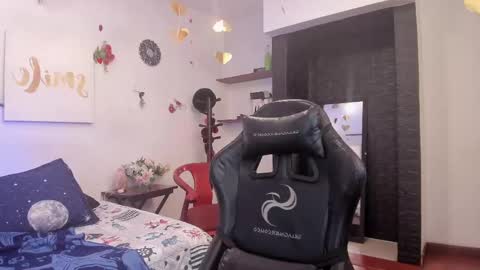 Carolina Barrantes Munera online show from March 2025 11:36:02 AM