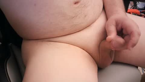 Snapshot of mainttech chatting on March 2025 01:40:02 PM Gilly online show from March 2025 01:40:02 PM