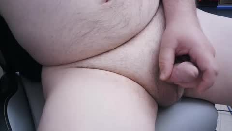 Snapshot of mainttech chatting on December 2025 09:53:01 PM Gilly online show from December 2025 09:53:01 PM