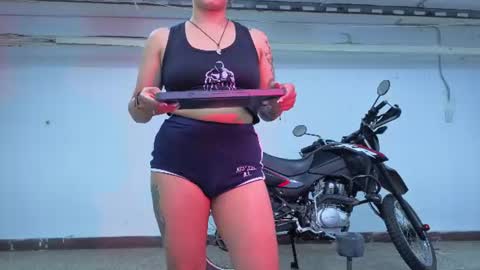 Snapshot of maise_hill1 chatting on July 2026 02:13:02 PM MAISE online show from July 2026 02:13:02 PM