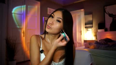 Snapshot of maistream chatting on October 2025 12:13:02 PM Mai online show from October 2025 12:13:02 PM