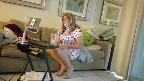 majicjohn89 online show from September 2025 05:58:01 PM