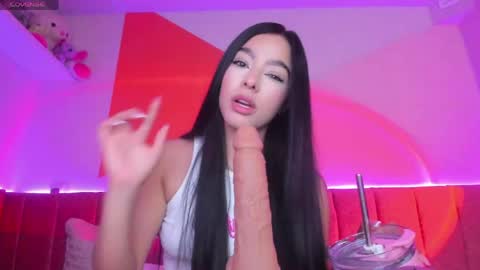 Snapshot of majoogomez chatting on May 2026 11:37:01 AM Majo Gomez online show from May 2026 11:37:01 AM
