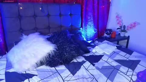 Celeste Bonet  online show from November 2025 11:44:02 AM