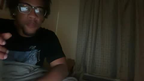 Snapshot of makemenutinmywifewhilewefuck chatting on April 2026 06:36:01 AM makemenutinmywifewhilewefuck online show from April 2026 06:36:01 AM