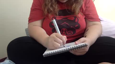 Snapshot of makemesquirt06 chatting on September 2025 06:19:01 PM makemesquirt06 online show from September 2025 06:19:01 PM