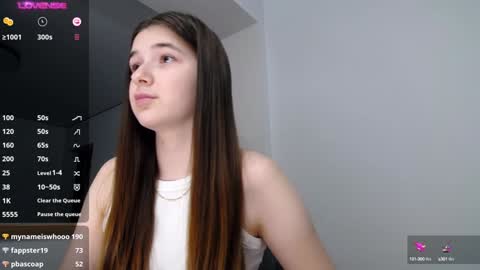 Snapshot of makiimastar chatting on December 2024 01:30:02 PM Makiima online show from December 2024 01:30:02 PM