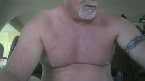 Snapshot of makinit0808 chatting on June 2026 02:38:01 PM makinit0808 online show from June 2026 02:38:01 PM