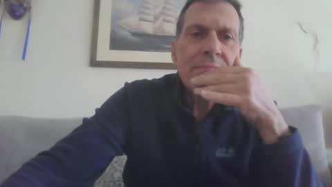 Snapshot of makis8989 chatting on December 2024 08:20:01 AM makis8989 online show from December 2024 08:20:01 AM