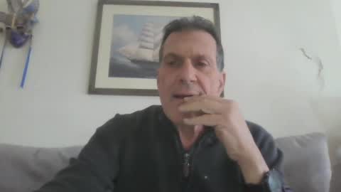 Snapshot of makis8989 chatting on December 2024 08:34:02 AM makis8989 online show from December 2024 08:34:02 AM