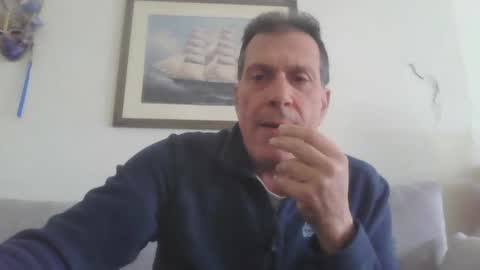 Snapshot of makis8989 chatting on December 2024 09:18:02 AM makis8989 online show from December 2024 09:18:02 AM