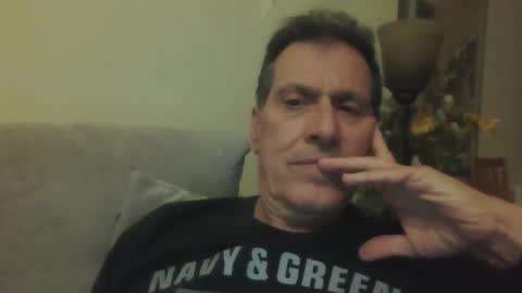 Snapshot of makis8989 chatting on December 2024 06:29:01 PM makis8989 online show from December 2024 06:29:01 PM