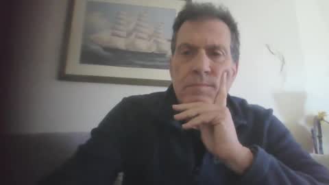 Snapshot of makis8989 chatting on January 2025 07:52:02 AM makis8989 online show from January 2025 07:52:02 AM