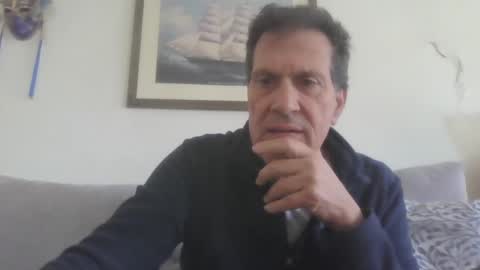 Snapshot of makis8989 chatting on January 2025 08:00:02 AM makis8989 online show from January 2025 08:00:02 AM