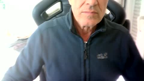 Snapshot of makis8989 chatting on January 2025 08:41:01 AM makis8989 online show from January 2025 08:41:01 AM