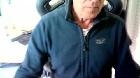 Snapshot of makis8989 chatting on January 2025 10:49:02 AM makis8989 online show from January 2025 10:49:02 AM