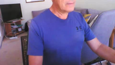 Snapshot of makis8989 chatting on October 2025 12:14:02 PM makis8989 online show from October 2025 12:14:02 PM