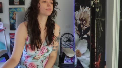 Snapshot of makiyahbelle2 chatting on January 2025 10:19:01 PM MakiyahBelle online show from January 2025 10:19:01 PM