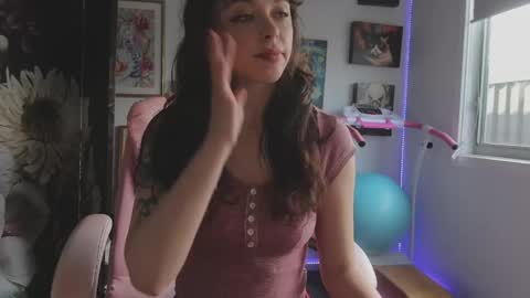 Snapshot of makiyahbelle2 chatting on April 2026 03:30:02 AM MakiyahBelle online show from April 2026 03:30:02 AM