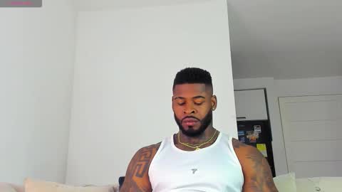 Snapshot of makonneen chatting on January 2026 02:00:01 PM Makonnen online show from January 2026 02:00:01 PM