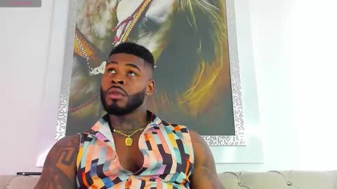 Snapshot of makonneen chatting on January 2026 07:08:01 PM Makonnen online show from January 2026 07:08:01 PM