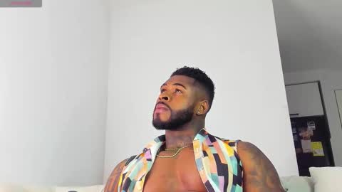 Snapshot of makonneen chatting on February 2026 10:19:02 PM Makonnen online show from February 2026 10:19:02 PM