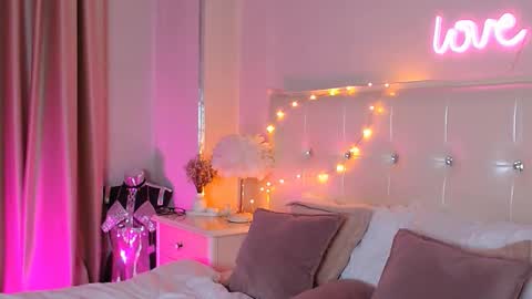 Lia  online show from January 2026 03:56:02 AM