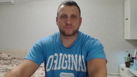 Snapshot of malchyshka chatting on December 2024 04:54:01 PM malchyshka online show from December 2024 04:54:01 PM