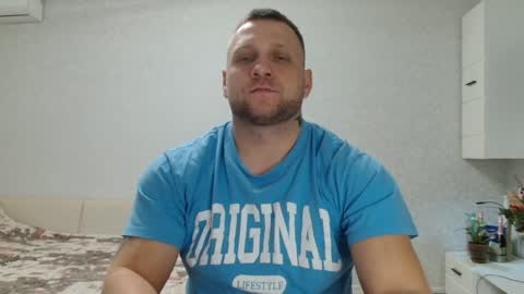 Snapshot of malchyshka chatting on January 2025 07:44:02 AM malchyshka online show from January 2025 07:44:02 AM