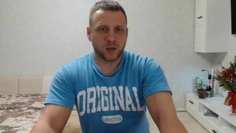 Snapshot of malchyshka chatting on January 2025 03:15:01 PM malchyshka online show from January 2025 03:15:01 PM
