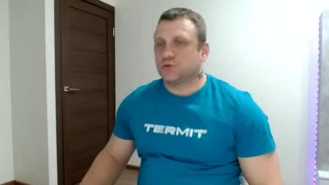 Snapshot of malchyshka chatting on March 2026 04:00:01 PM malchyshka online show from March 2026 04:00:01 PM