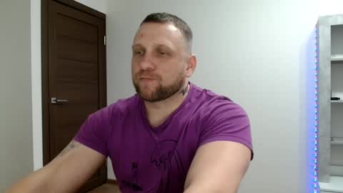 Snapshot of malchyshka chatting on May 2026 04:00:01 PM malchyshka online show from May 2026 04:00:01 PM