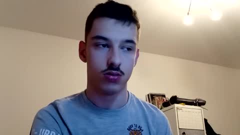 Snapshot of male20y chatting on April 2026 06:27:01 PM male20y online show from April 2026 06:27:01 PM