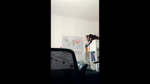 Snapshot of male20y chatting on April 2026 09:30:02 AM male20y online show from April 2026 09:30:02 AM