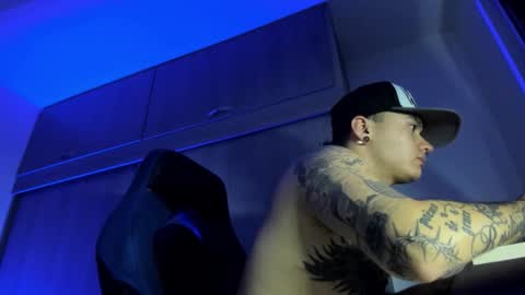 ADAM         online show from December 2025 10:39:02 PM