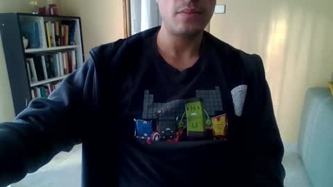 Snapshot of maleboyz chatting on November 2025 08:03:02 AM Boybi online show from November 2025 08:03:02 AM