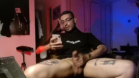 malek_xarx online show from March 2026 05:01:02 AM