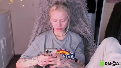 Snapshot of malenaernman chatting on November 2025 10:26:02 AM Malena online show from November 2025 10:26:02 AM