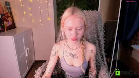 Snapshot of malenaernman chatting on November 2025 10:25:01 AM Malena online show from November 2025 10:25:01 AM